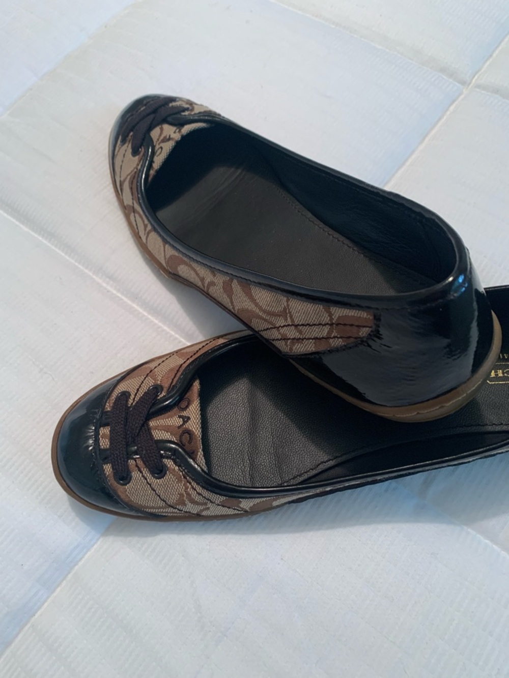 Classic Coach Ballet Flats in Brown Print - Black Leather Patent Accents Size 9 - Picture 11 of 11